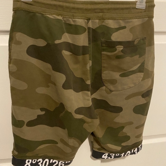 Zara Shorts - Picture 2 of 3